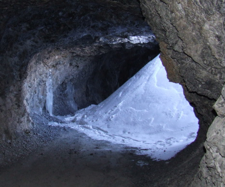Tunnelweg Sulzalm Winter